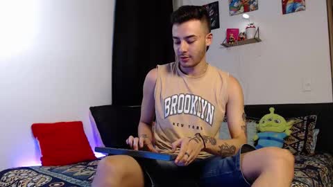 Snapshot of kyle_bratz chatting on 11/08/25, 11:14 kyle online show from 11/08/25, 11:14