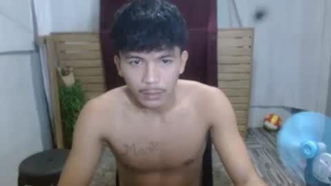 Snapshot of kyle_lourence chatting on 04/25/26, 02:25 kyle_lourence online show from 04/25/26, 02:25