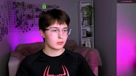 Snapshot of kyleberry_ chatting on 11/06/25, 04:08 kyleberry_ online show from 11/06/25, 04:08