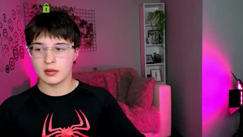 Snapshot of kyleberry_ chatting on 11/07/25, 08:09 kyleberry_ online show from 11/07/25, 08:09