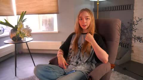 Snapshot of kyleepassley chatting on 01/19/26, 07:56 kyleepassley online show from 01/19/26, 07:56