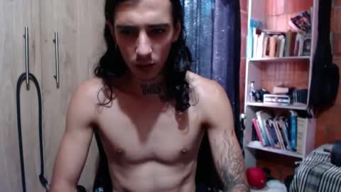 Snapshot of kyleer77 chatting on 11/01/25, 06:21 kyleer77 online show from 11/01/25, 06:21