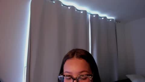 Snapshot of kyleighcx chatting on 03/23/26, 10:47 Kyleigh online show from 03/23/26, 10:47