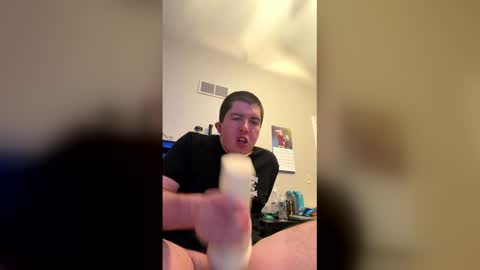 Snapshot of kylevogt2024 chatting on 03/21/26, 02:05 kylevogt2024 online show from 03/21/26, 02:05