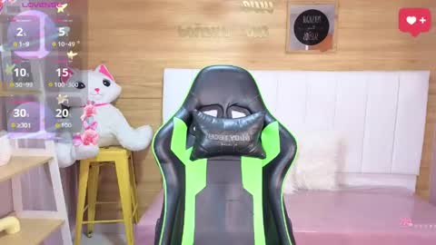 Snapshot of kylia_a chatting on 05/04/26, 08:27 Kilya online show from 05/04/26, 08:27