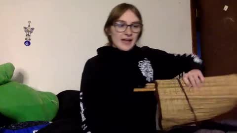 Snapshot of kylianna chatting on 11/17/25, 08:36 Kylianna online show from 11/17/25, 08:36