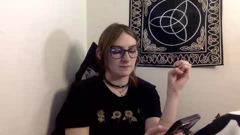 Snapshot of kylianna chatting on 11/19/25, 09:59 Kylianna online show from 11/19/25, 09:59