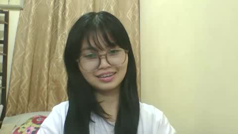 its me KYLIE online show from 12/01/25, 01:49