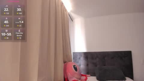 Kylie  online show from 05/13/26, 06:27