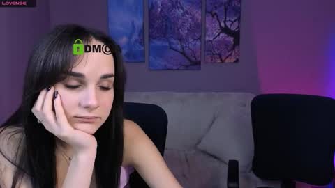 Snapshot of kylie_angel3 chatting on 11/18/25, 11:37 Kylie loves u online show from 11/18/25, 11:37