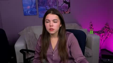 Snapshot of kylie_angel3 chatting on 12/14/25, 02:39 Kylie loves u online show from 12/14/25, 02:39