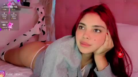 Snapshot of kylie_hottt_ chatting on 03/18/26, 10:24 k ylie online show from 03/18/26, 10:24