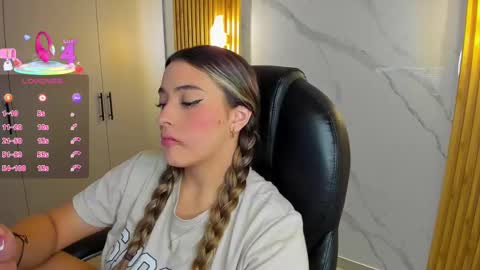  KYLIE  online show from 09/23/25, 03:09