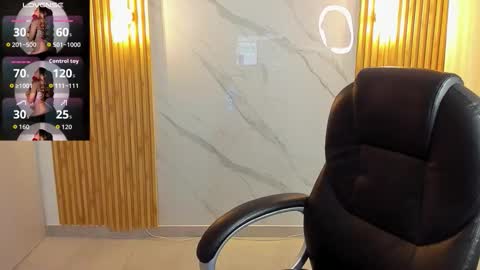  KYLIE  online show from 10/01/25, 02:50