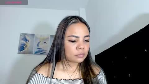 Snapshot of kylie_loveee chatting on 03/01/26, 10:45 Paola online show from 03/01/26, 10:45