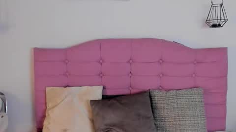 Snapshot of kylie_ls chatting on 09/18/25, 02:57 kylie_ls online show from 09/18/25, 02:57