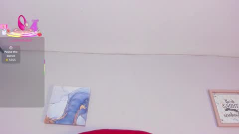 Snapshot of kylie_ls chatting on 12/19/25, 04:47 kylie_ls online show from 12/19/25, 04:47