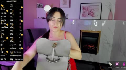 Kylie online show from 02/04/25, 05:31