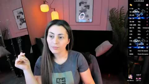 Snapshot of kylie_mellow chatting on 05/08/26, 02:00 Kylie online show from 05/08/26, 02:00