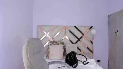 Snapshot of kylie_reyes chatting on 03/10/26, 07:30 Kylie Reyes online show from 03/10/26, 07:30