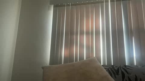 Snapshot of kylie_star30 chatting on 04/17/26, 01:08 kylie_star30 online show from 04/17/26, 01:08