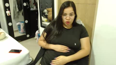 Snapshot of kylie_switch chatting on 03/11/25, 10:53 Instagram Kylie switch followme buy lovense here online show from 03/11/25, 10:53