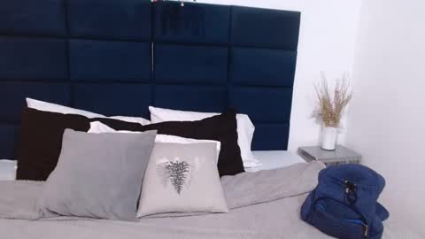 Melissa online show from 03/01/25, 02:59