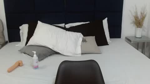 Melissa online show from 03/08/25, 07:16