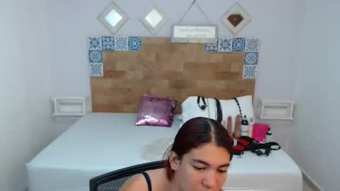 Melissa online show from 11/24/25, 11:43