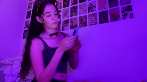 Snapshot of kylieexoxoxo2432 chatting on 01/17/25, 05:21 Kylie online show from 01/17/25, 05:21