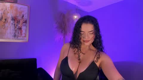 Snapshot of kyliejenkins1 chatting on 04/13/26, 11:16 Kylie Jenkins online show from 04/13/26, 11:16