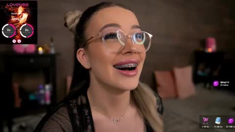 Kylie online show from 02/11/25, 11:12