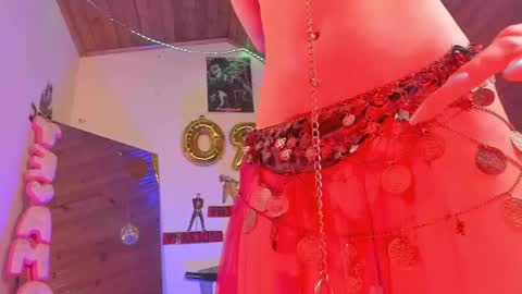 Snapshot of kyliekandy chatting on 04/25/26, 11:24 online show from 04/25/26, 11:24
