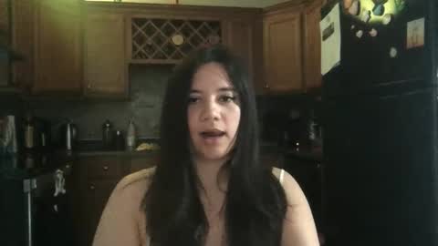 Snapshot of kylienotjenneer chatting on 04/24/26, 05:26 kylie not jenner online show from 04/24/26, 05:26