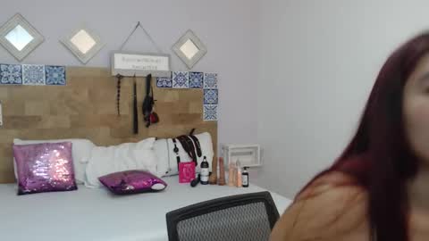 Kylie online show from 11/21/25, 10:58