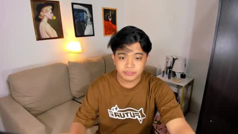 Snapshot of kyll_collins chatting on 01/04/25, 07:44 kyll_collins online show from 01/04/25, 07:44