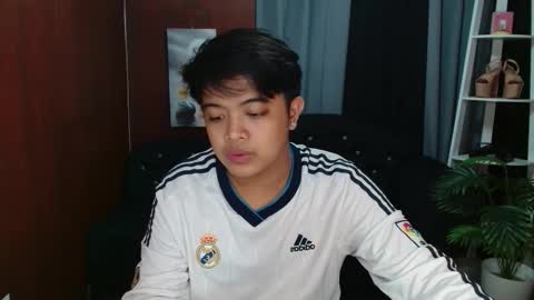 Snapshot of kyll_collins chatting on 11/08/25, 07:12 kyll_collins online show from 11/08/25, 07:12