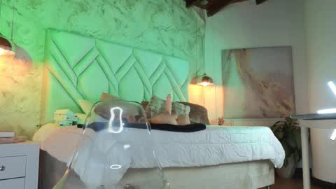 Kyle online show from 10/30/25, 11:22