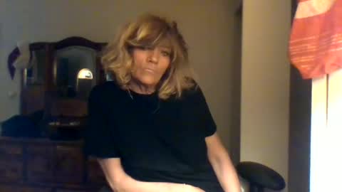 kym12672 online show from 06/17/26, 12:57