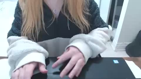 Snapshot of kymchi chatting on 11/19/25, 12:32 Check Out My NSFW OnlyFans Link On Bio online show from 11/19/25, 12:32