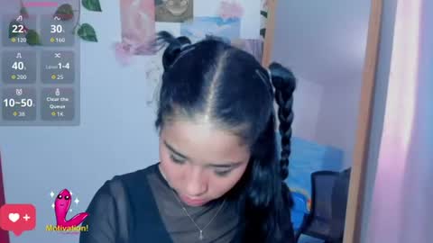 Snapshot of kyomi_beth chatting on 06/15/26, 01:24 kyomi online show from 06/15/26, 01:24