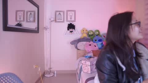 Kyomi online show from 09/11/25, 01:11