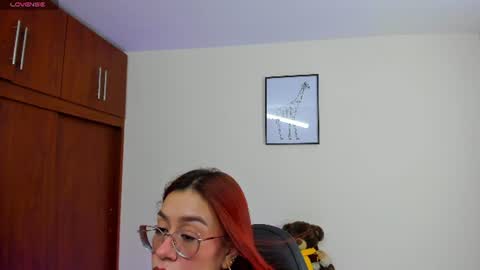 Alejandra online show from 07/15/26, 08:25