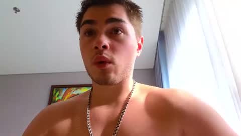 Snapshot of kyranbrauny chatting on 07/08/26, 12:37 Ken online show from 07/08/26, 12:37