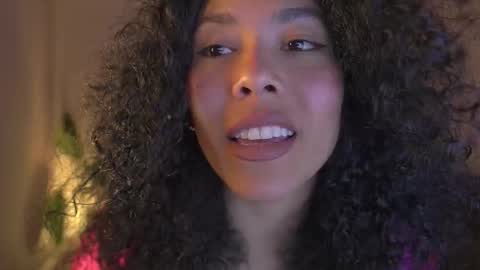 schedule 300 pm - 1100pm colombia time online show from 03/10/26, 01:43