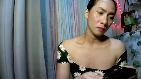 kyutshyne online show from 02/17/25, 03:25