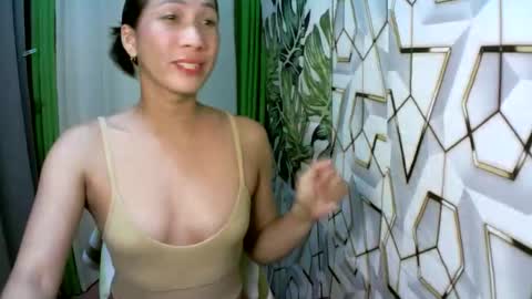 kyutshyne online show from 04/29/26, 05:17