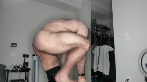 Snapshot of l0v35_2_5p00g3 chatting on 12/17/24, 07:40 l0v35_2_5p00g3 online show from 12/17/24, 07:40