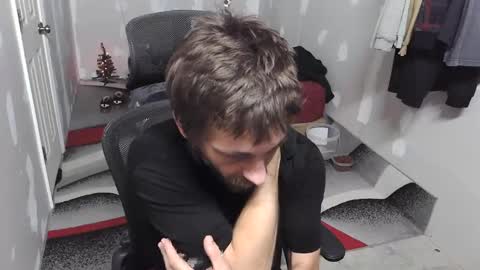 l1v1nth3dr3am online show from 11/15/25, 04:32