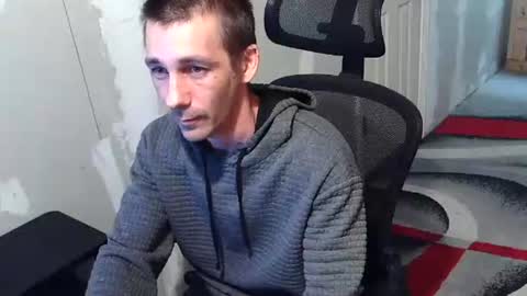 l1v1nth3dr3am online show from 05/01/26, 01:05